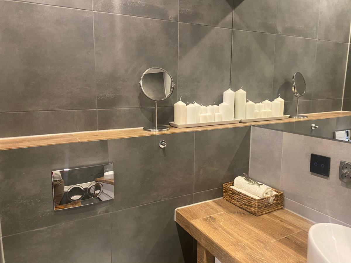 Apartament Centrum- Art&Design Конін Екстер'єр фото