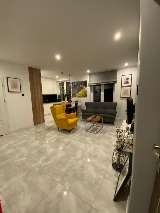 Apartament Centrum- Art&Design Конін Екстер'єр фото