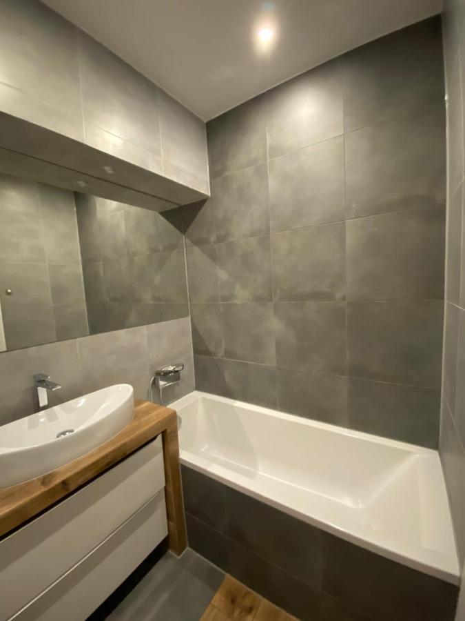 Apartament Centrum- Art&Design Конін Екстер'єр фото