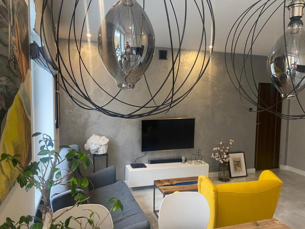 Apartament Centrum- Art&Design Конін Екстер'єр фото